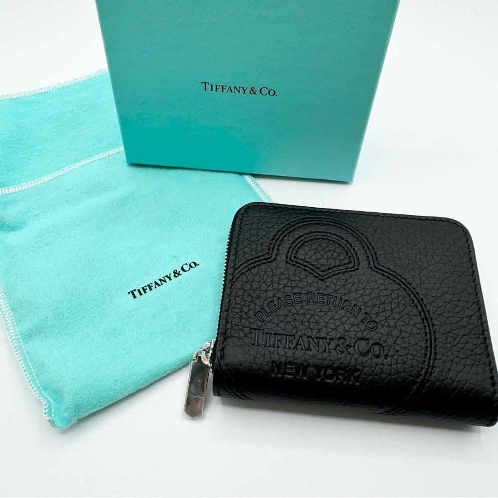NEW Tiffany & Co Return to Tiffany Black Leather Small Zip Card Holder Wallet